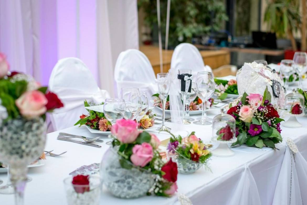 wedding-table-flowers.jpg